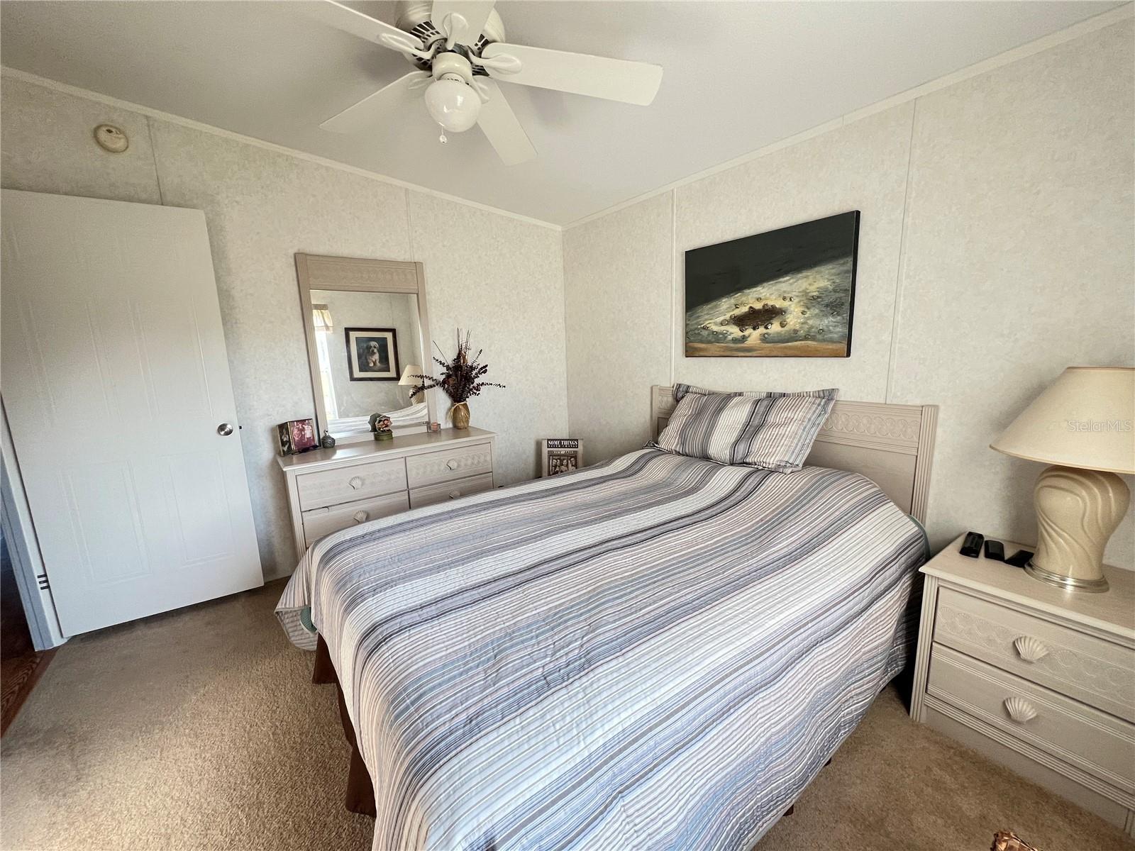 Image 27 of 56 For 10100 Burnt Store Road 27