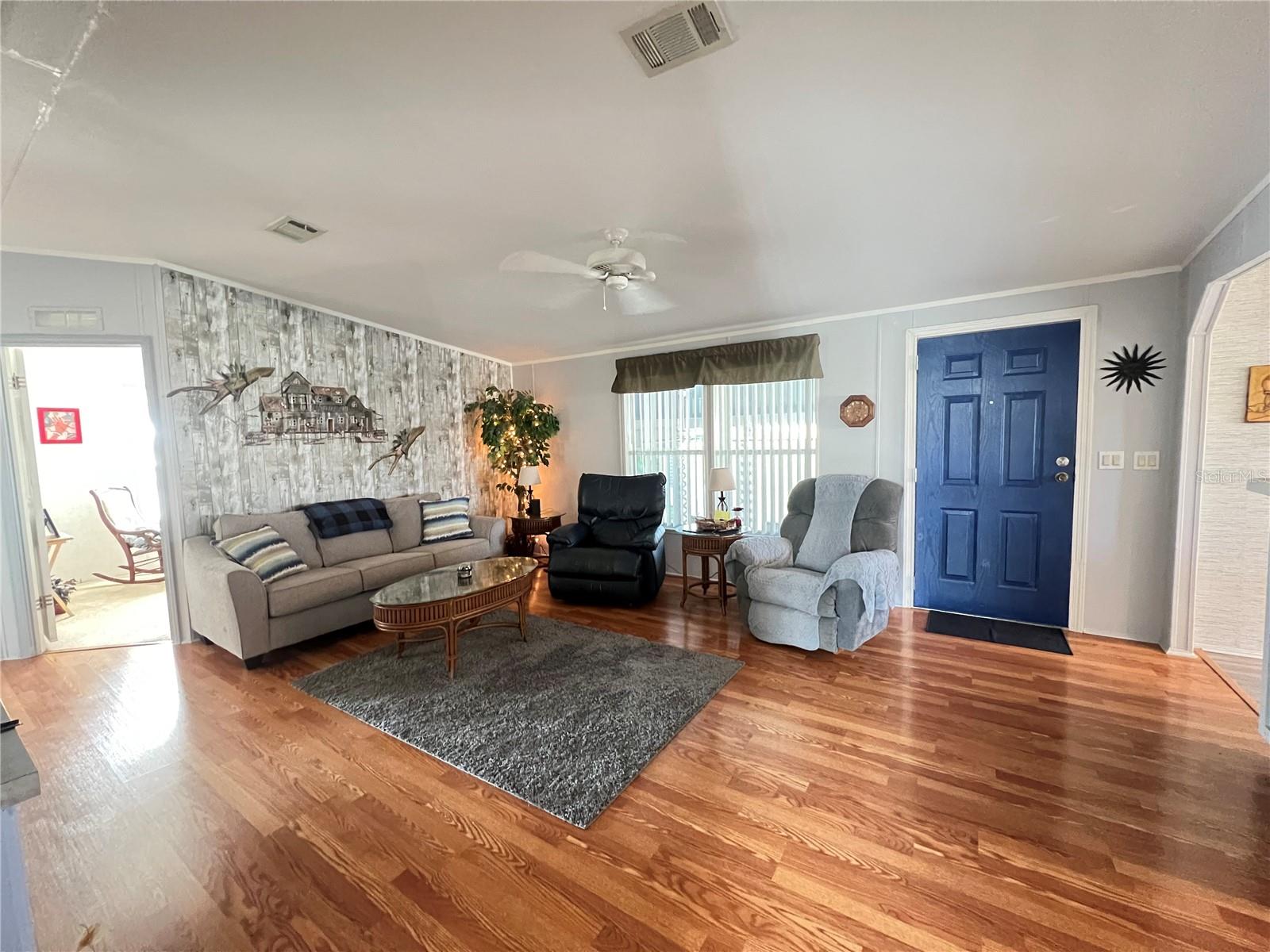 Image 6 of 56 For 10100 Burnt Store Road 27