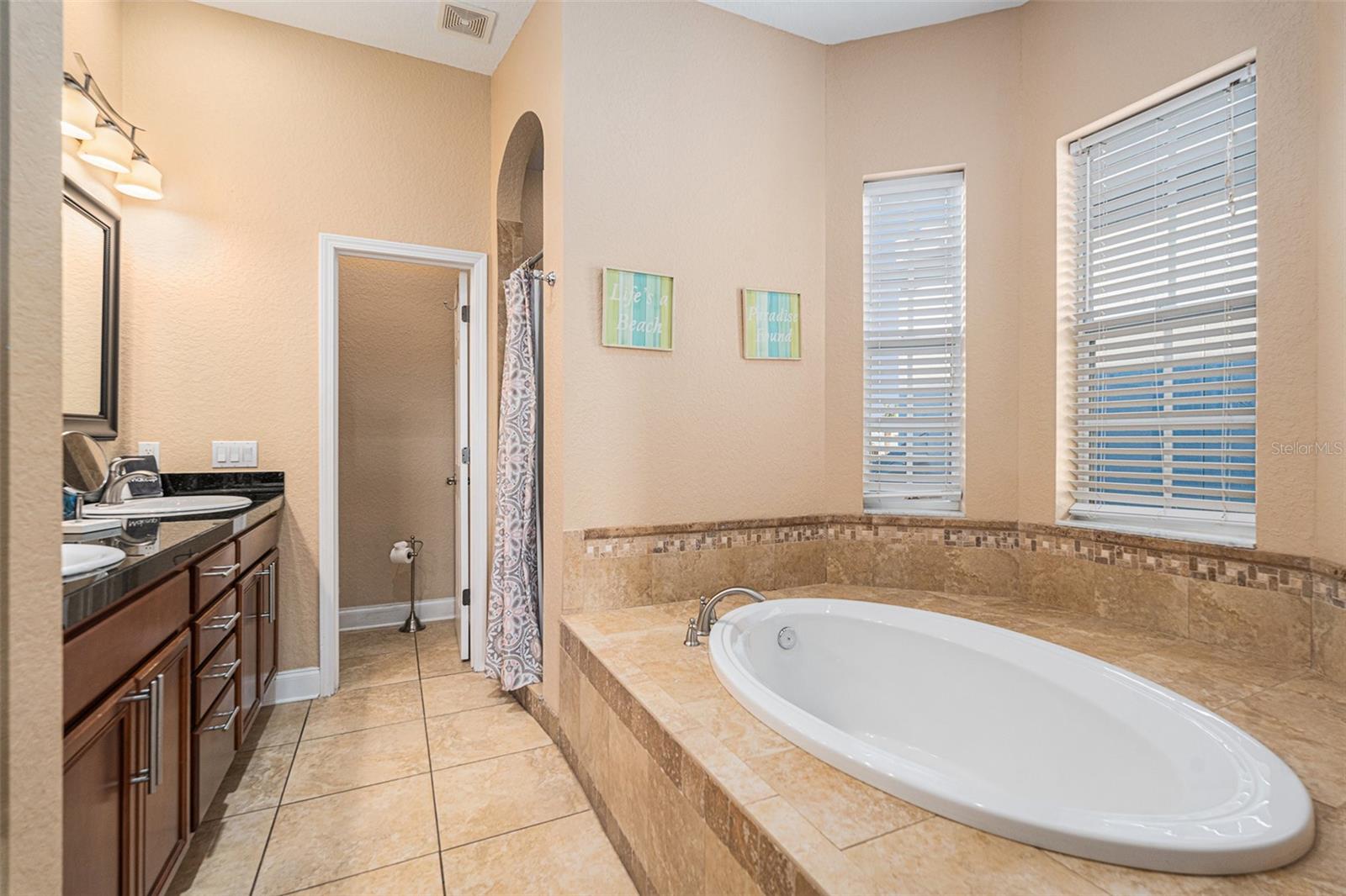 Listing photo id 10 for 1316 Apollo Beach Boulevard S