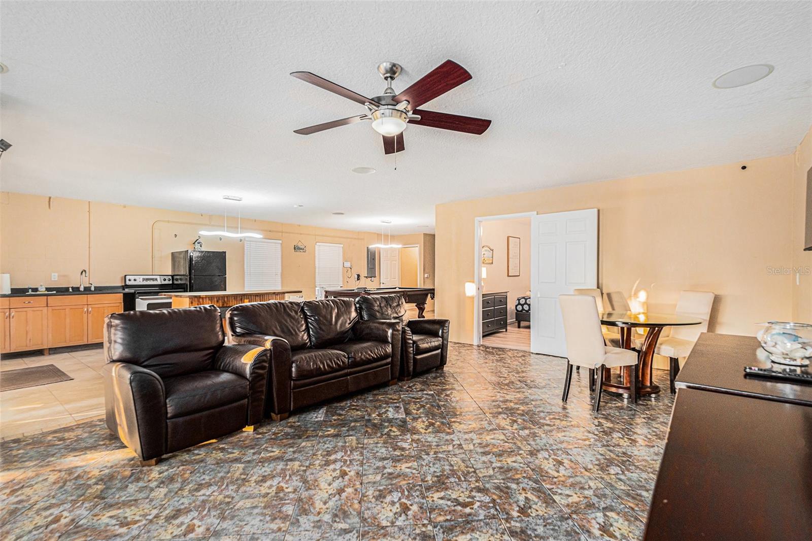 Listing photo id 35 for 1316 Apollo Beach Boulevard S