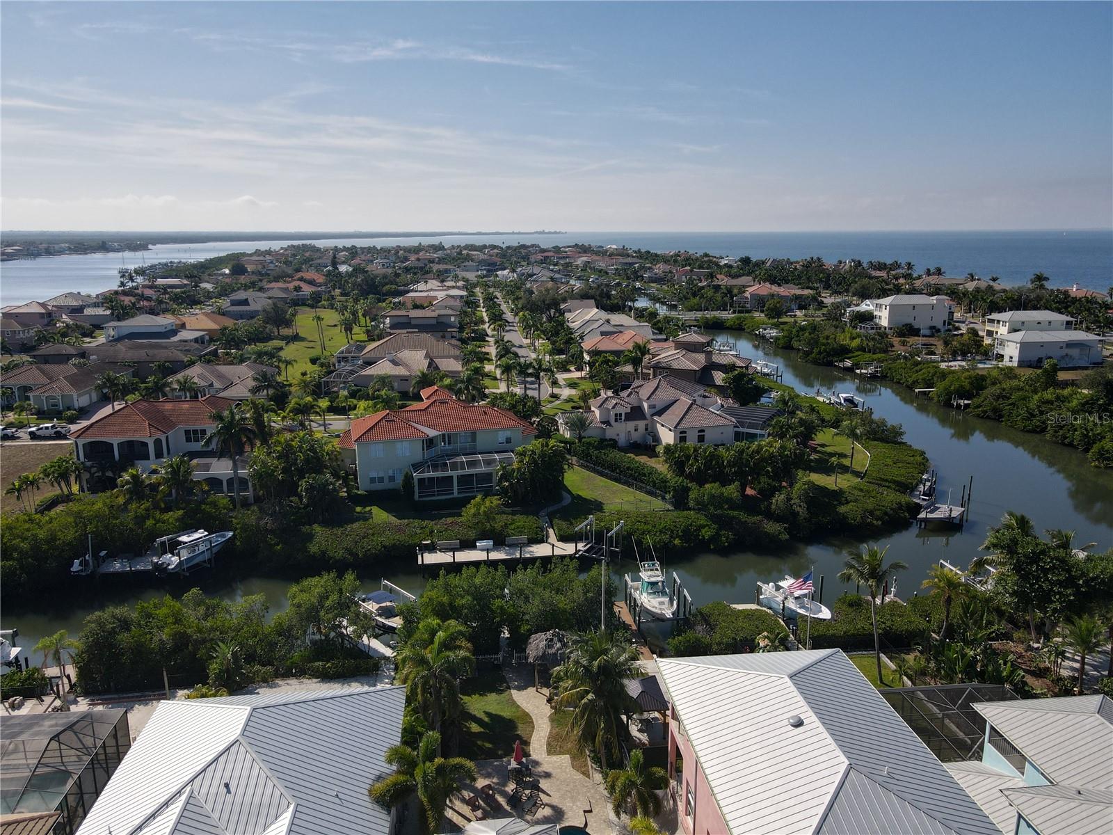 Listing photo id 2 for 1316 Apollo Beach Boulevard S