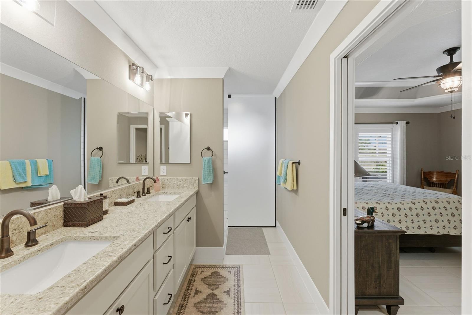 Image 21 of 89 For 2737 Ava Street