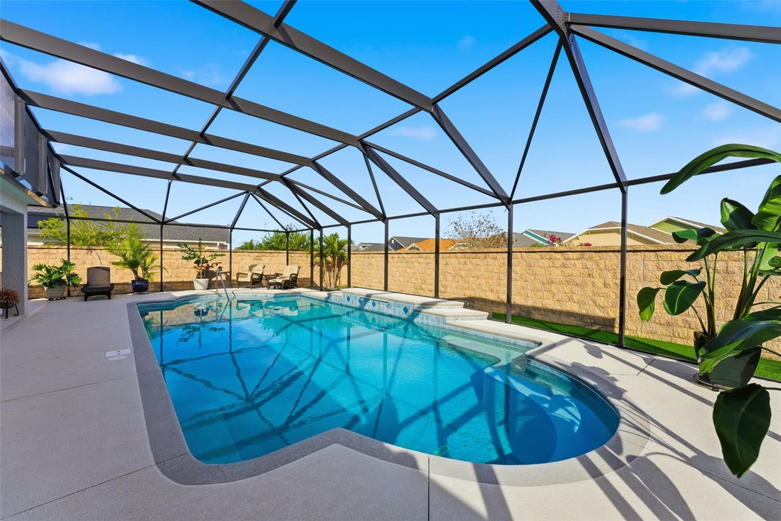 Image 30 of 89 For 2737 Ava Street