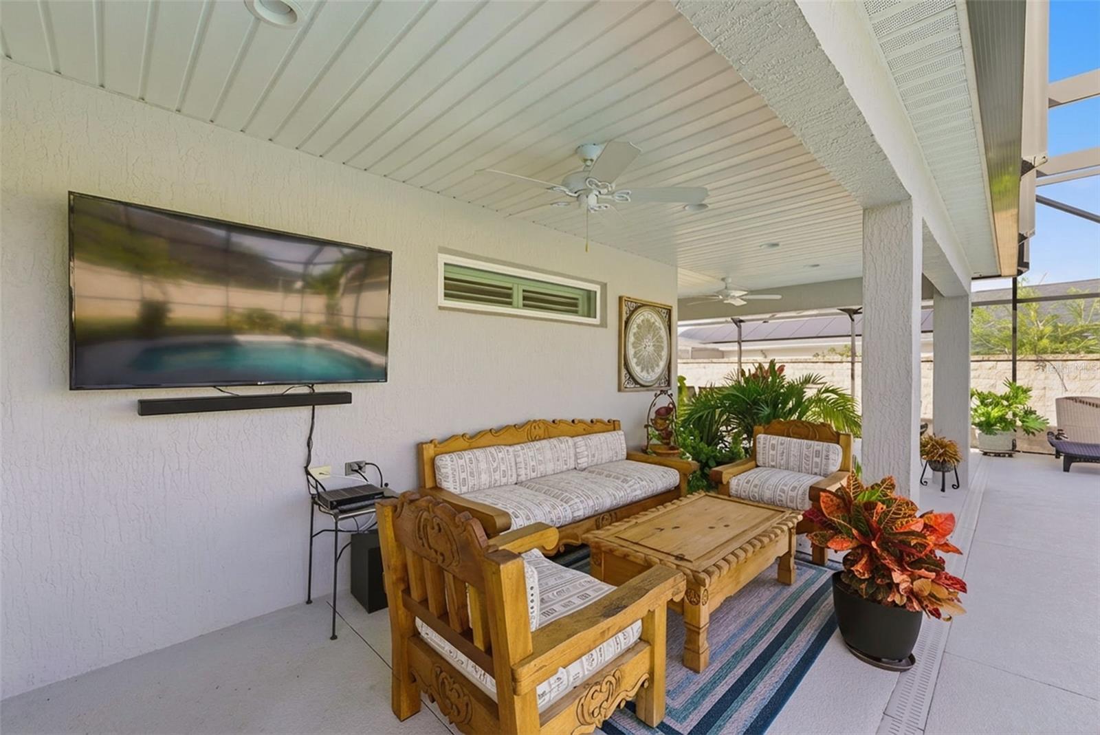 Image 36 of 89 For 2737 Ava Street