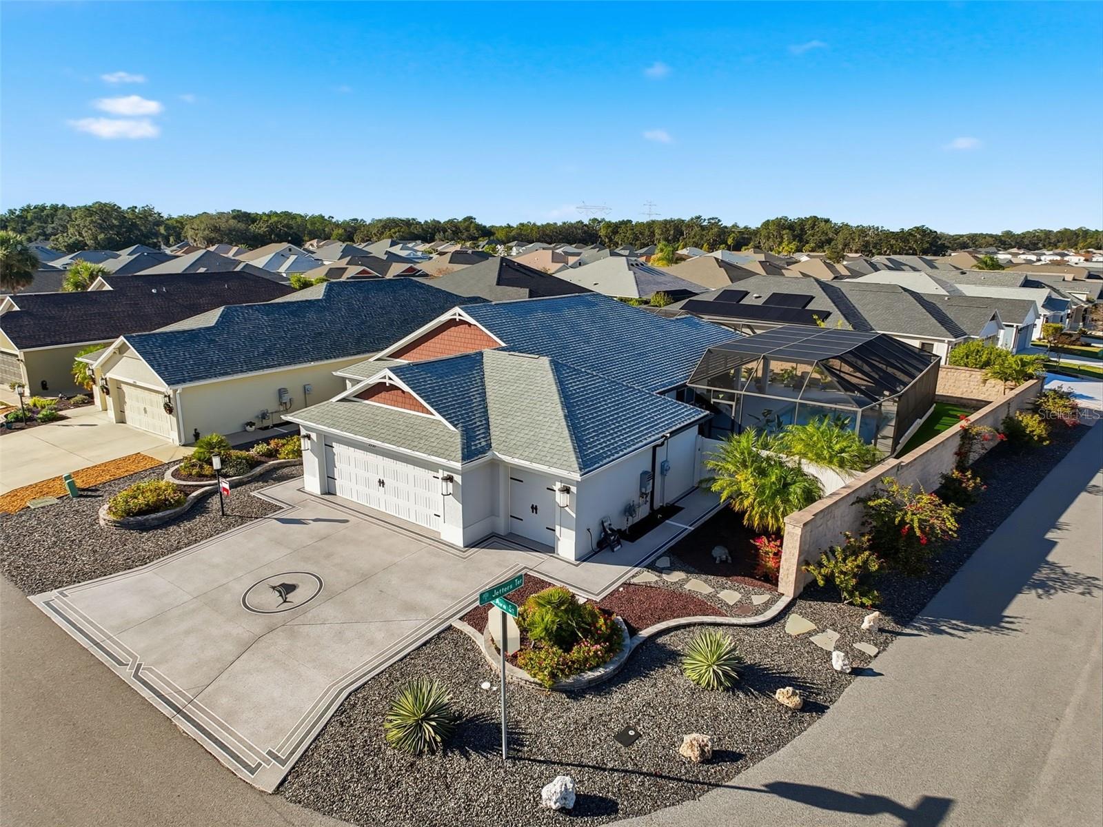 Image 38 of 89 For 2737 Ava Street