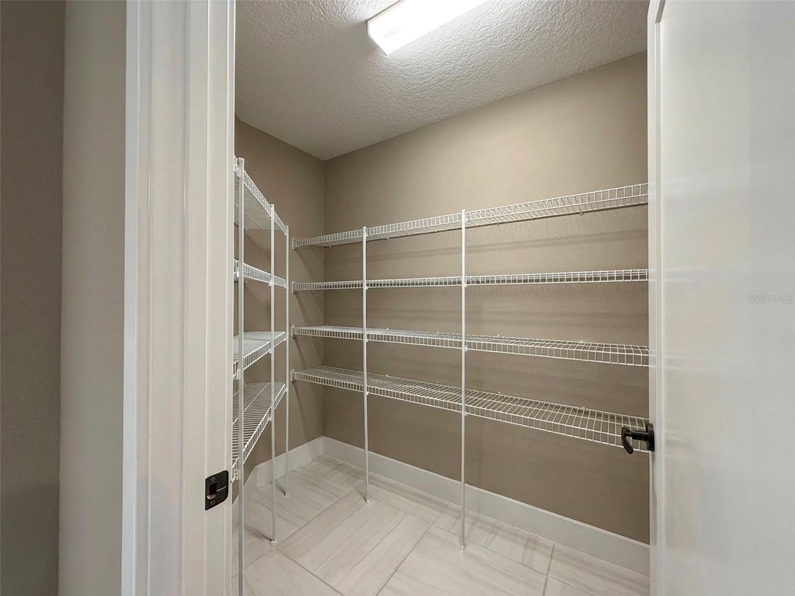 Image 48 of 89 For 2737 Ava Street