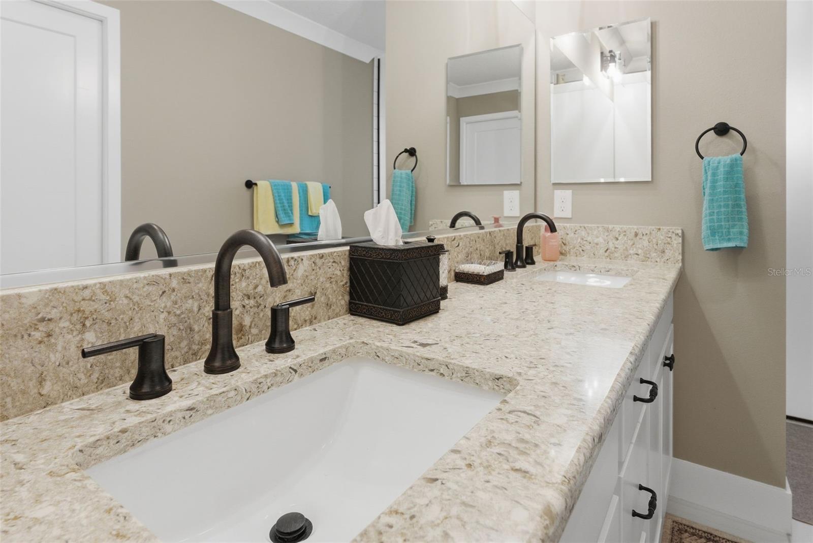 Image 66 of 89 For 2737 Ava Street