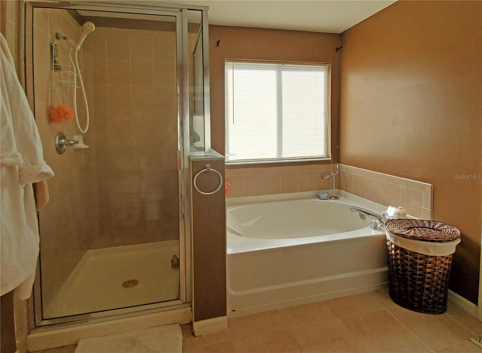 Image 12 of 30 For 10025 Winding River Rd