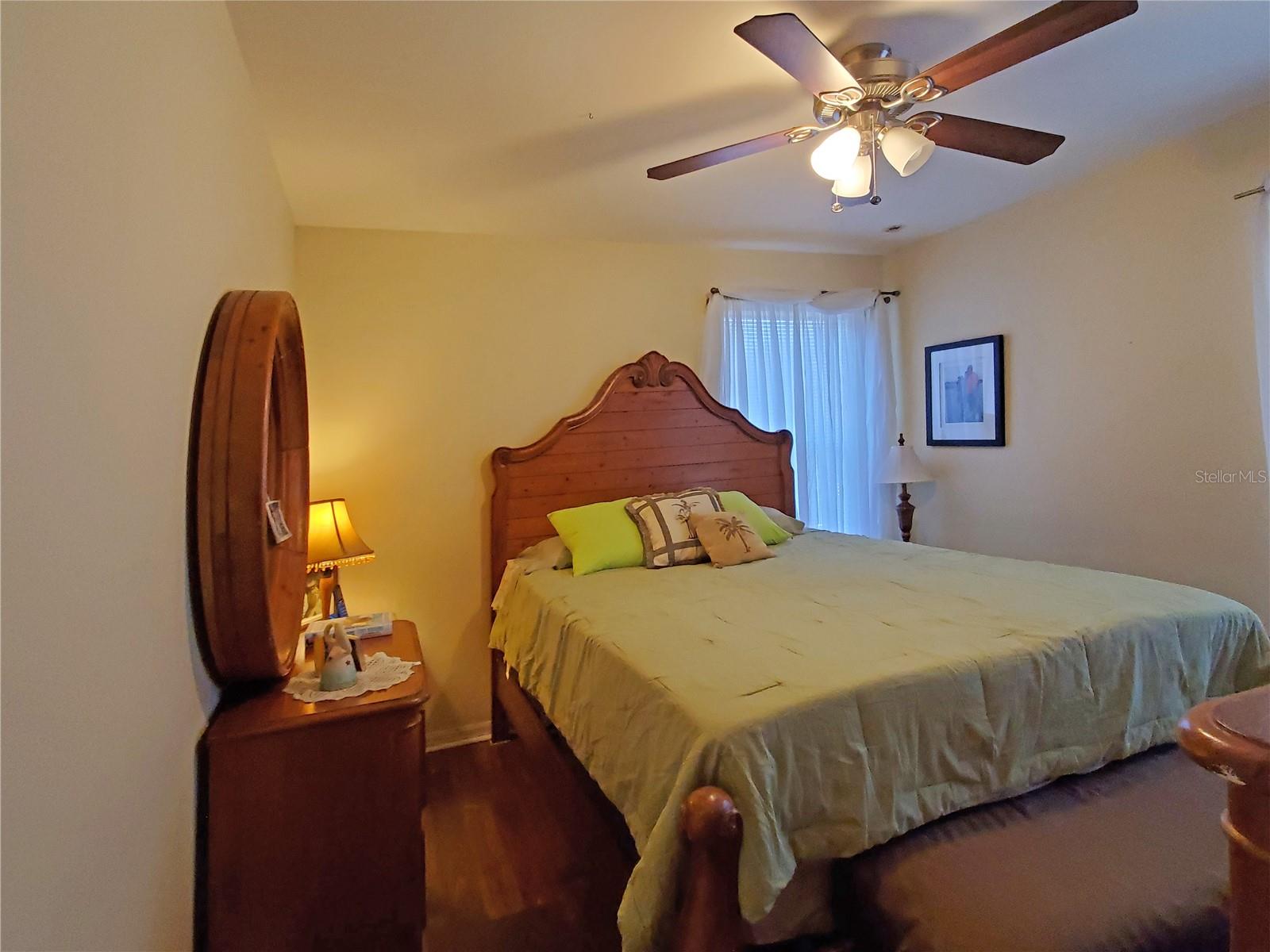 Image 14 of 30 For 10025 Winding River Rd