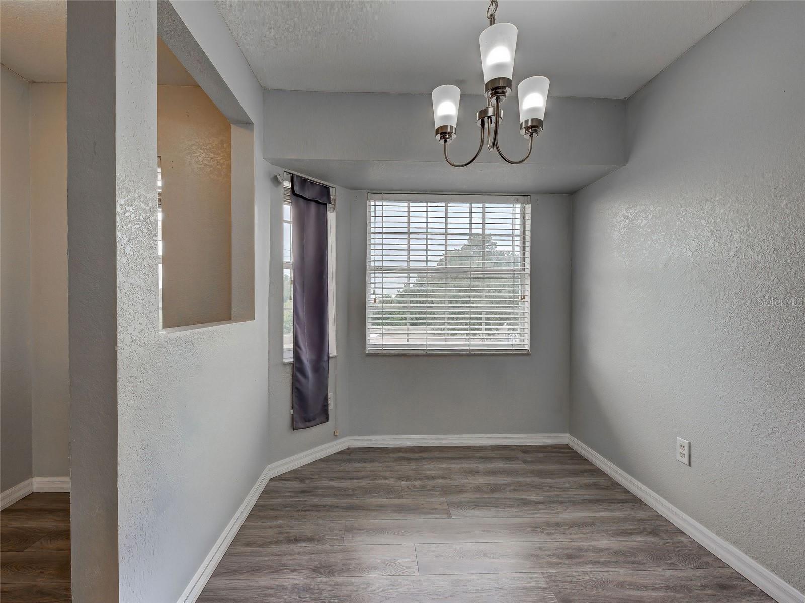 Image 12 of 56 For 5800 Sabal Trace Drive 606