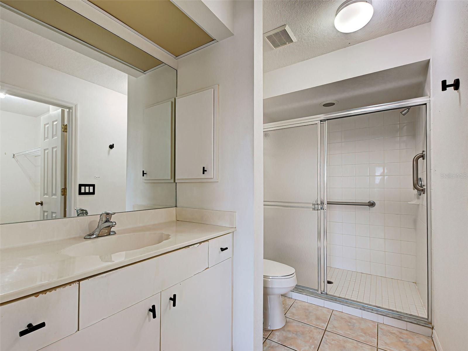 Image 37 of 56 For 5800 Sabal Trace Drive 606