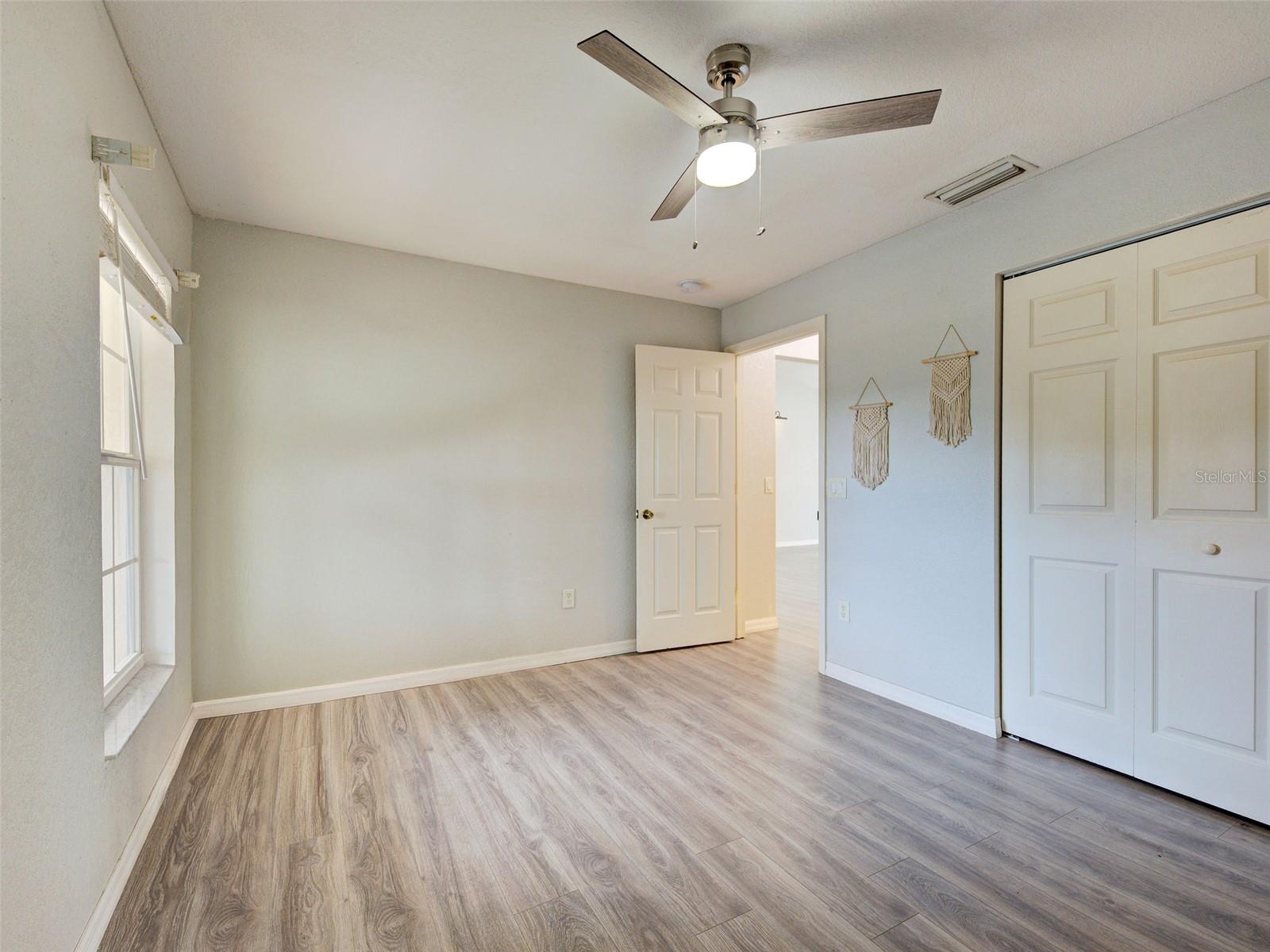 Image 42 of 56 For 5800 Sabal Trace Drive 606