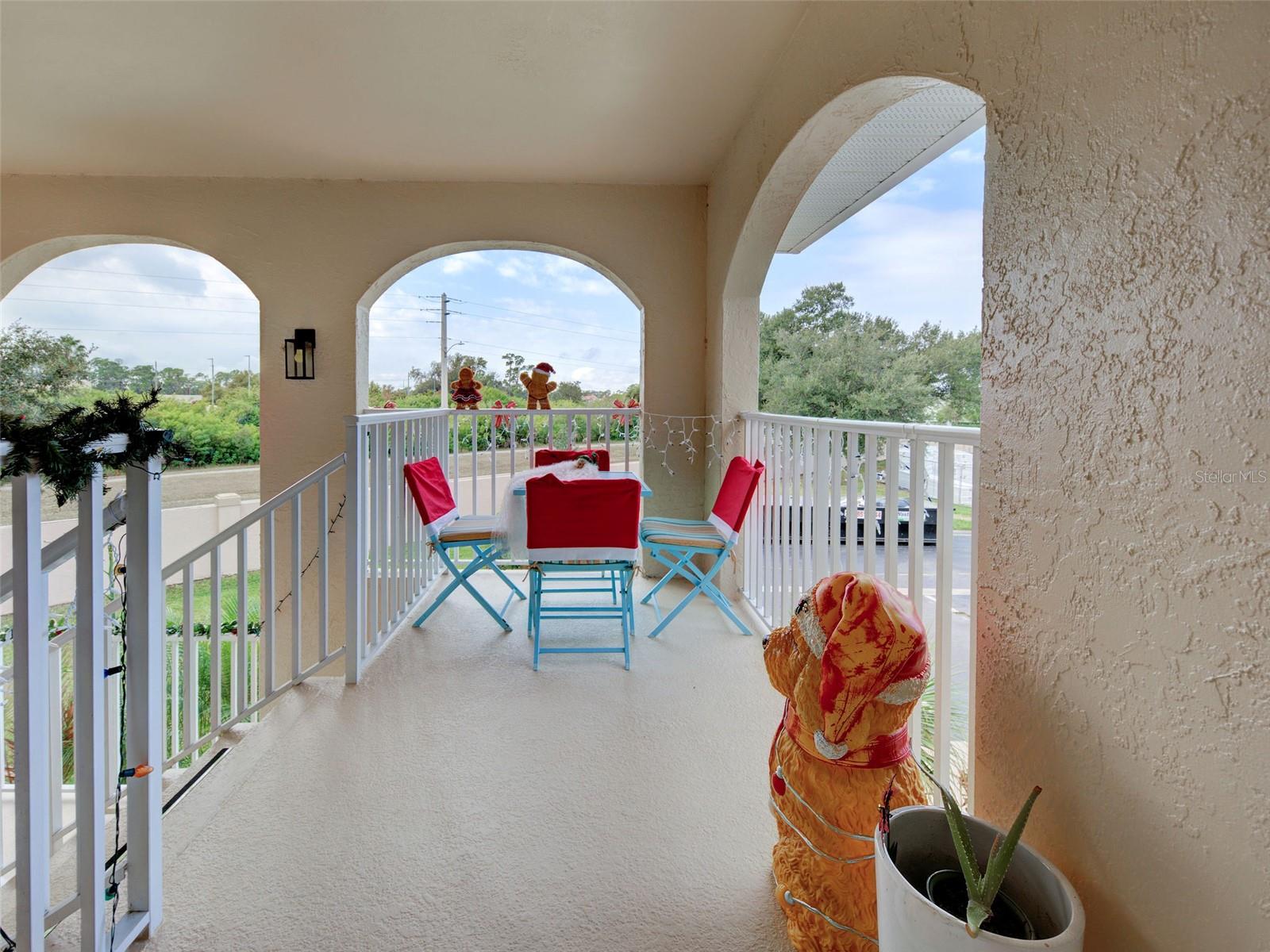 Image 44 of 56 For 5800 Sabal Trace Drive 606