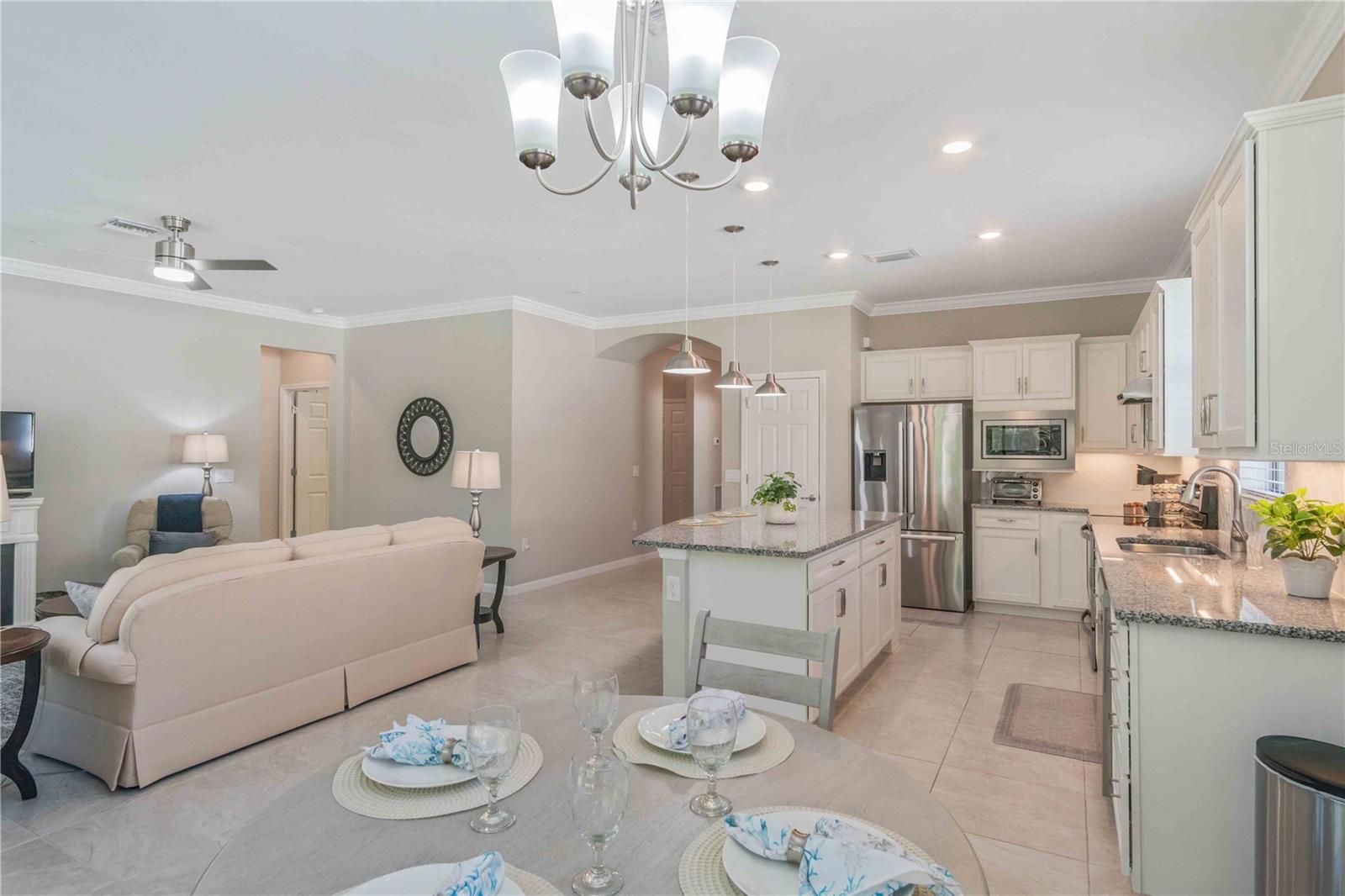 Image 20 of 100 For 1628 Hyssop Loop