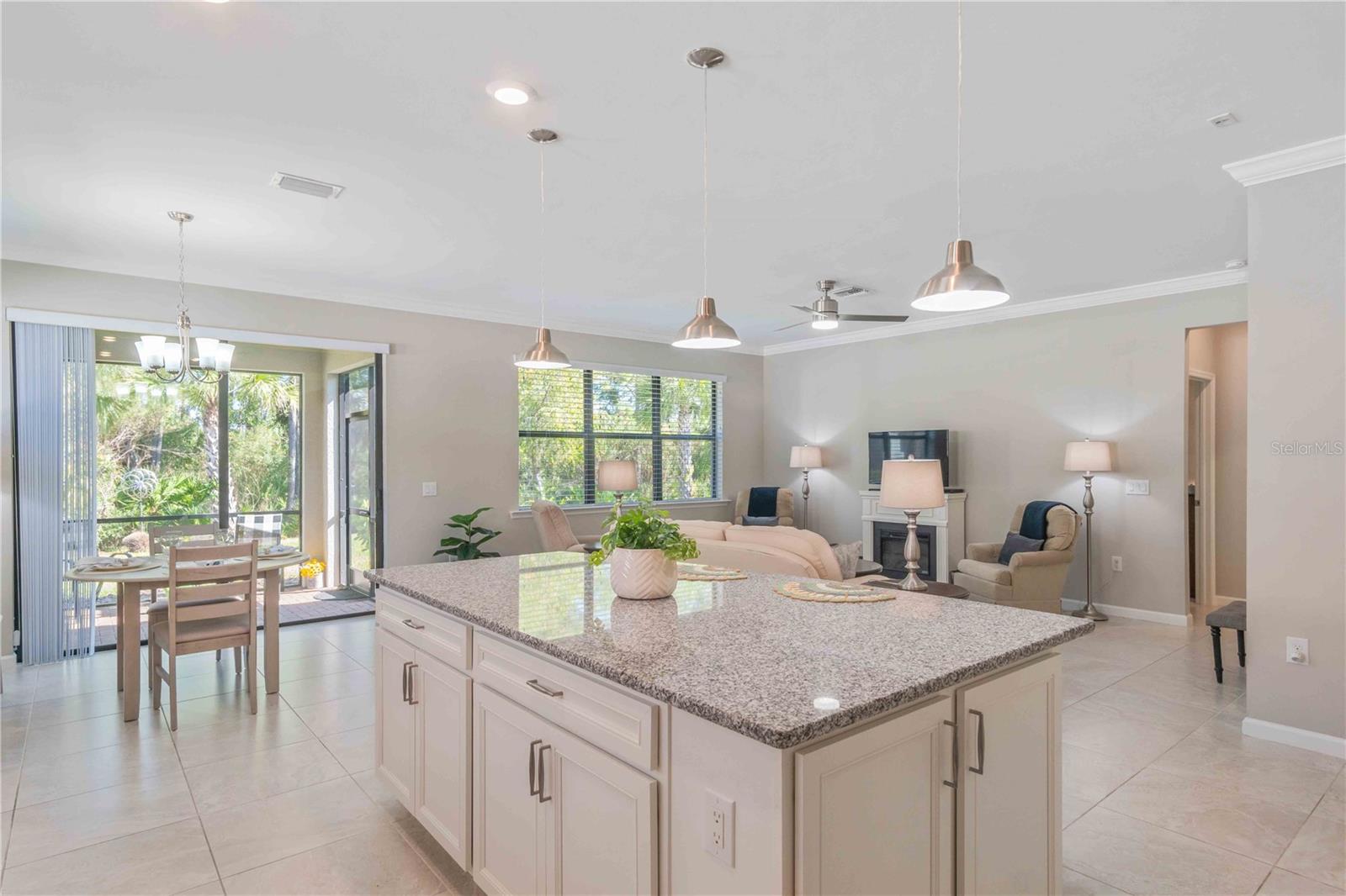 Image 26 of 100 For 1628 Hyssop Loop