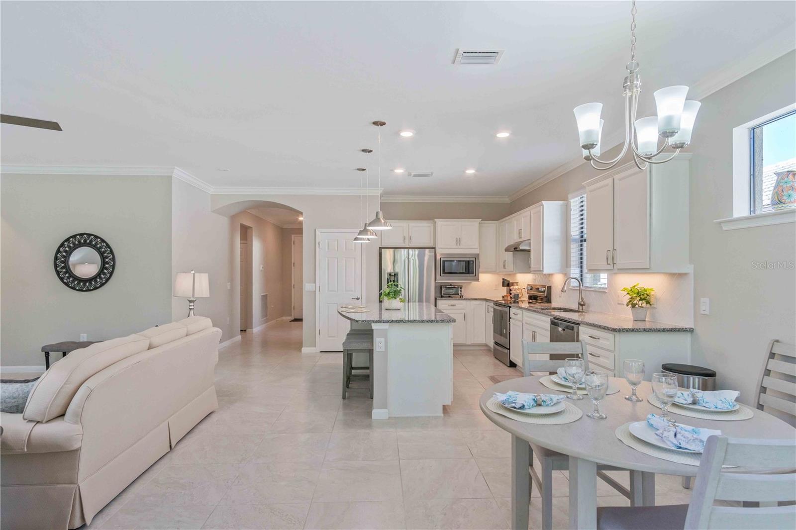 Image 36 of 100 For 1628 Hyssop Loop