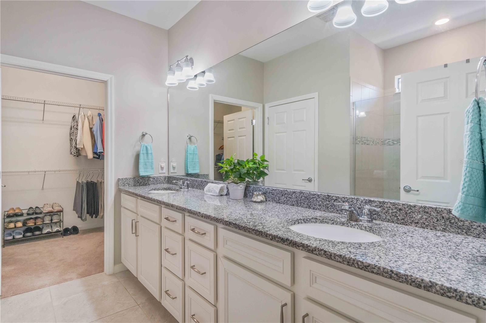 Image 42 of 100 For 1628 Hyssop Loop