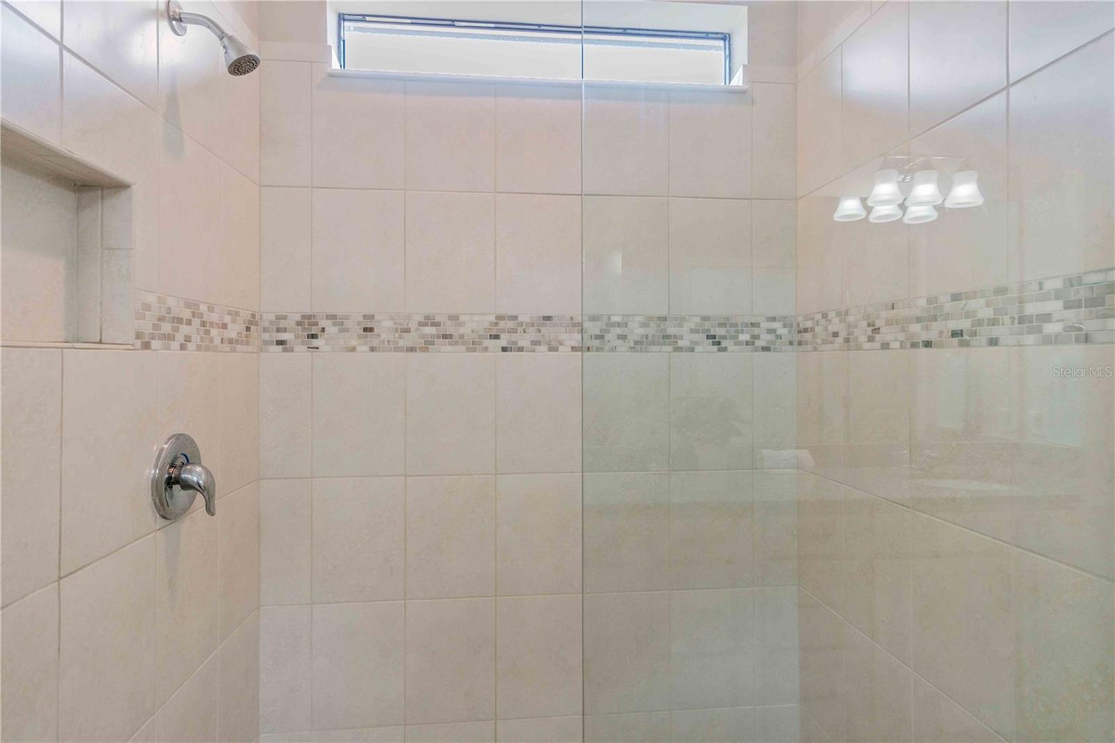 Image 52 of 100 For 1628 Hyssop Loop