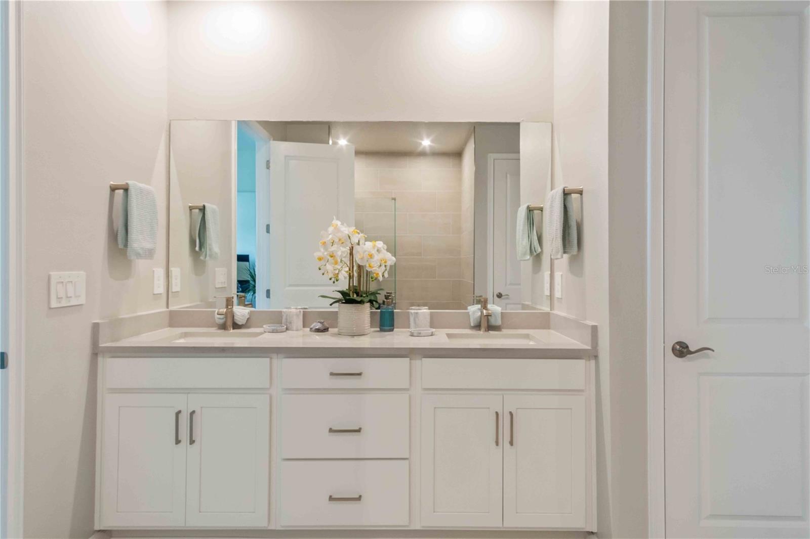 Image 40 of 100 For 11247 Boundless Terrace