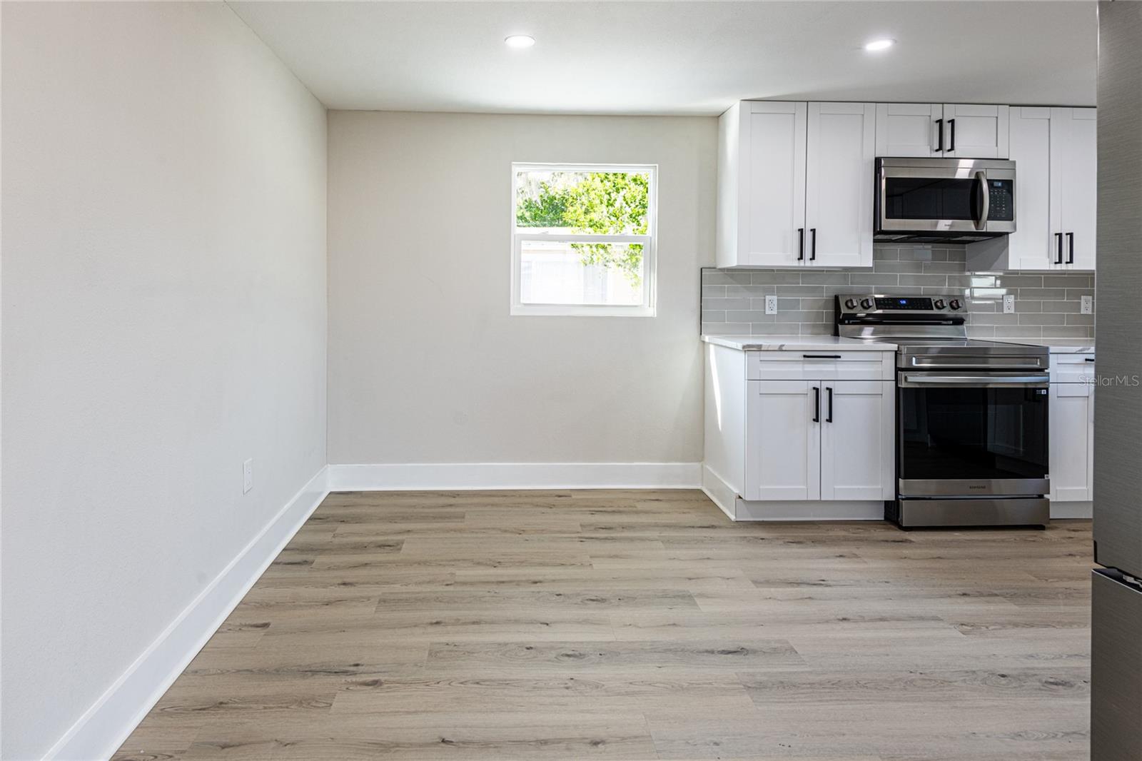 Image 11 of 35 For 2516 Kirby Street