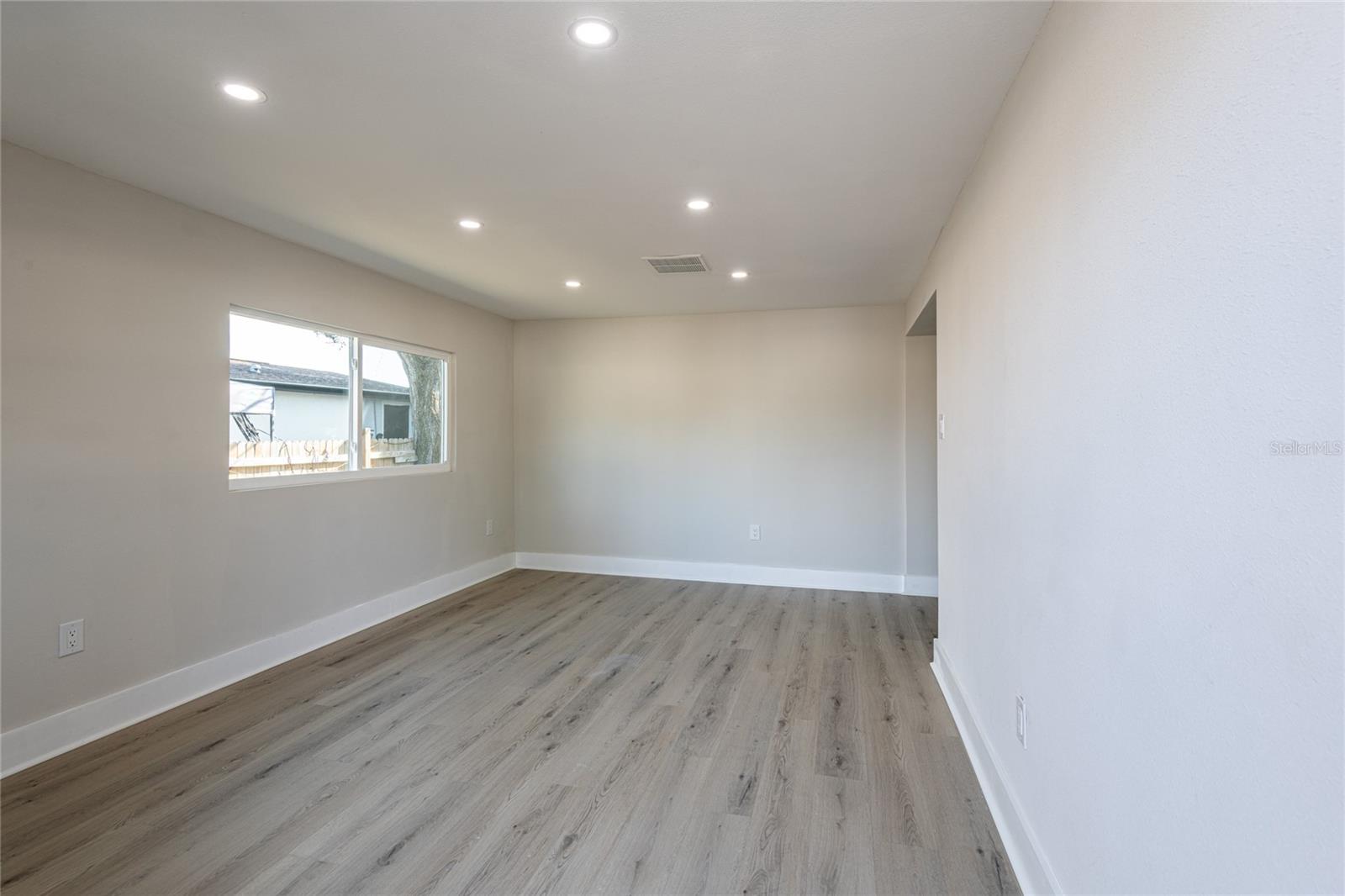 Image 15 of 35 For 2516 Kirby Street