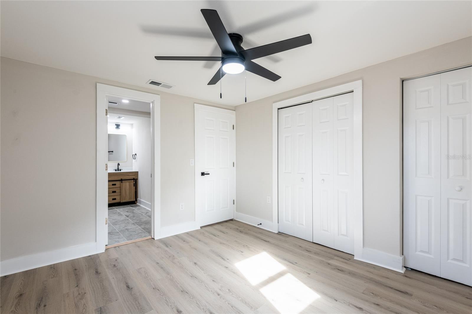 Image 19 of 35 For 2516 Kirby Street