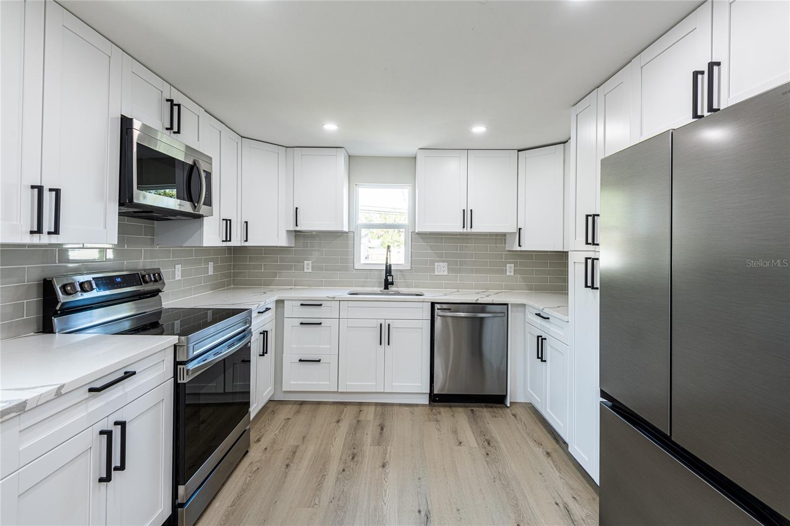 Image 7 of 35 For 2516 Kirby Street