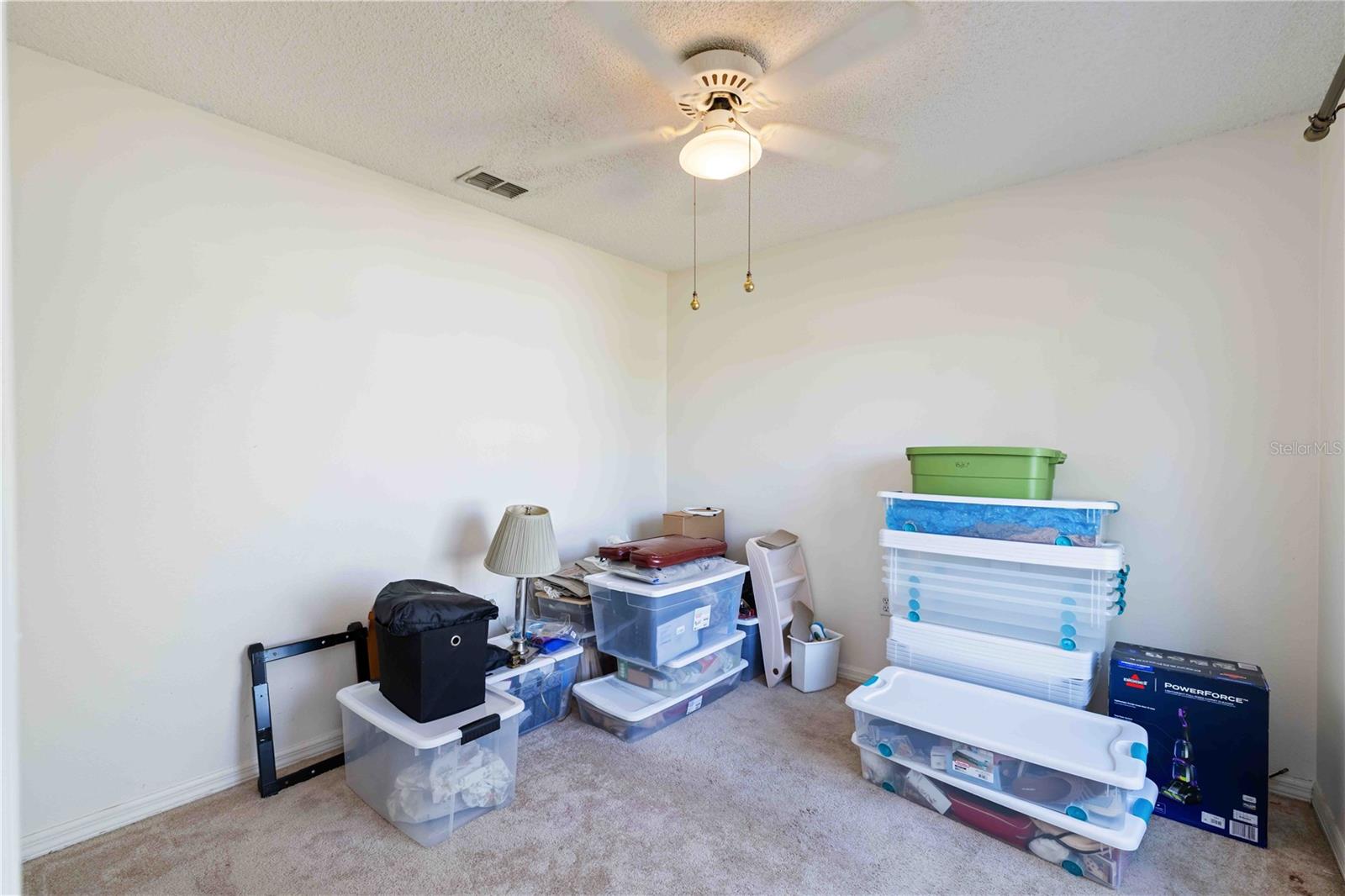 Image 15 of 30 For 4513 Dover Street Circle E