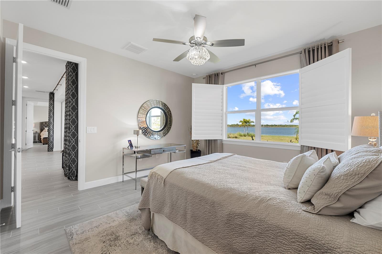 Image 22 of 73 For 42363 Edgewater Drive