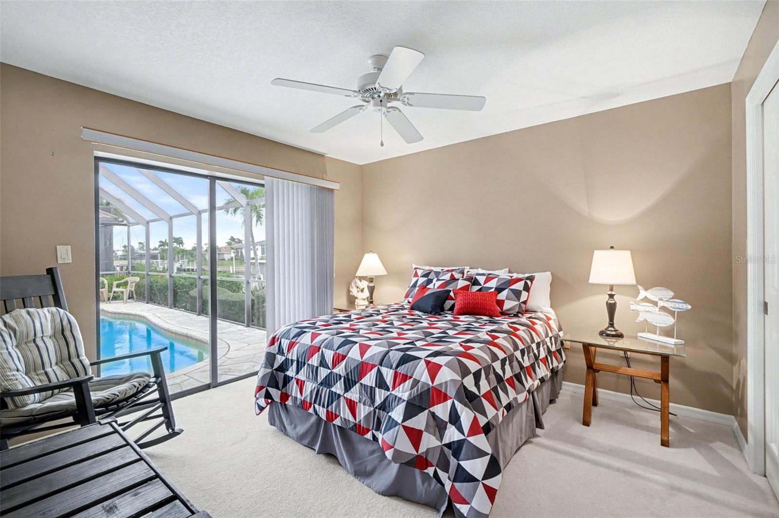 Image 24 of 32 For 100 Colony Point Drive