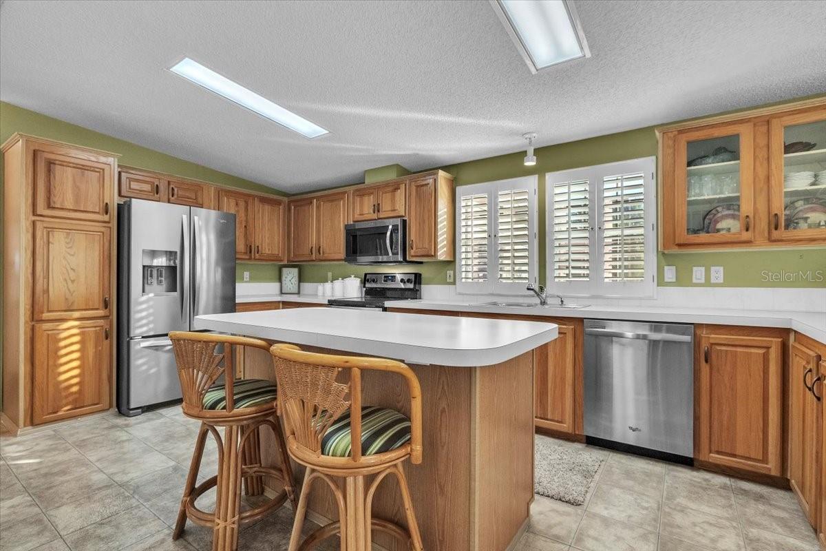 Image 12 of 46 For 27110 Jones Loop Road 116