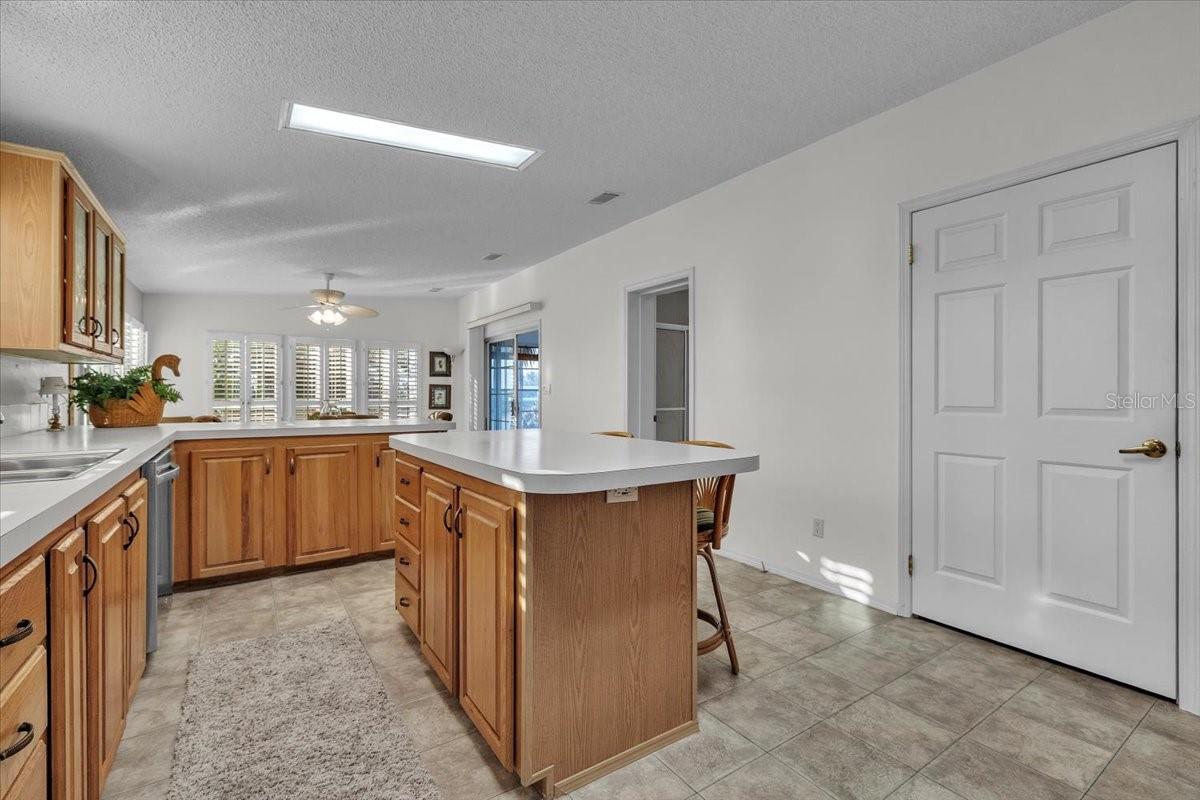 Image 14 of 46 For 27110 Jones Loop Road 116