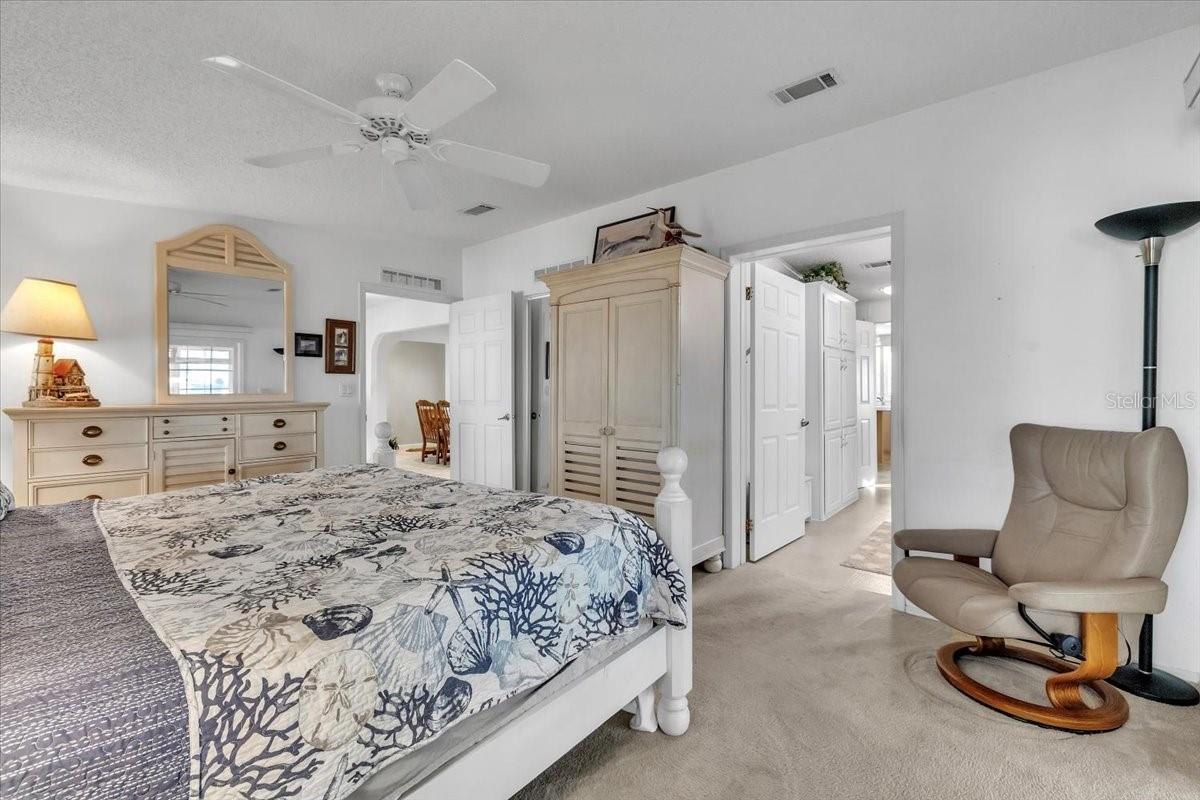 Image 19 of 46 For 27110 Jones Loop Road 116