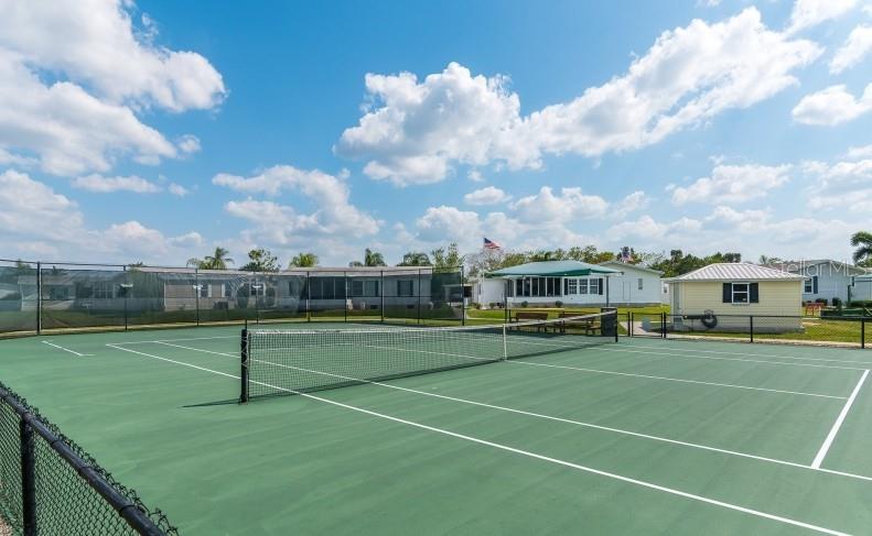 Image 43 of 46 For 27110 Jones Loop Road 116