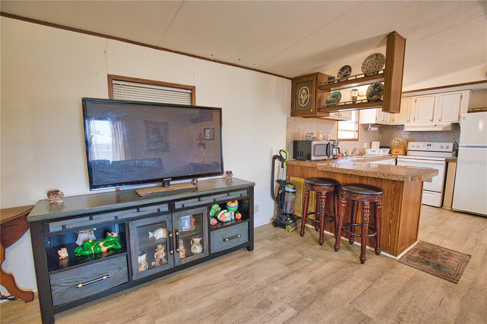 Image 12 of 51 For 1464 Leisure Avenue