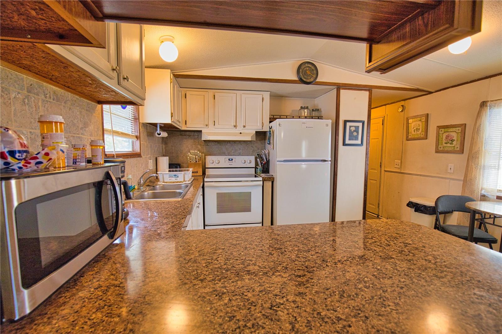 Image 17 of 51 For 1464 Leisure Avenue