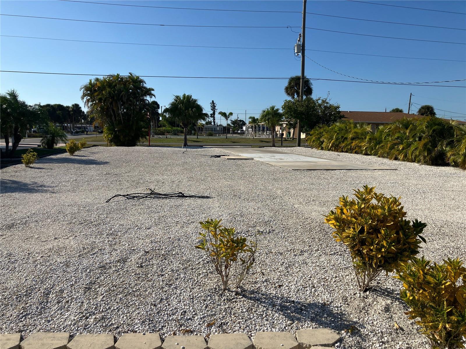 Image 10 of 12 For 1447 Flamingo Drive