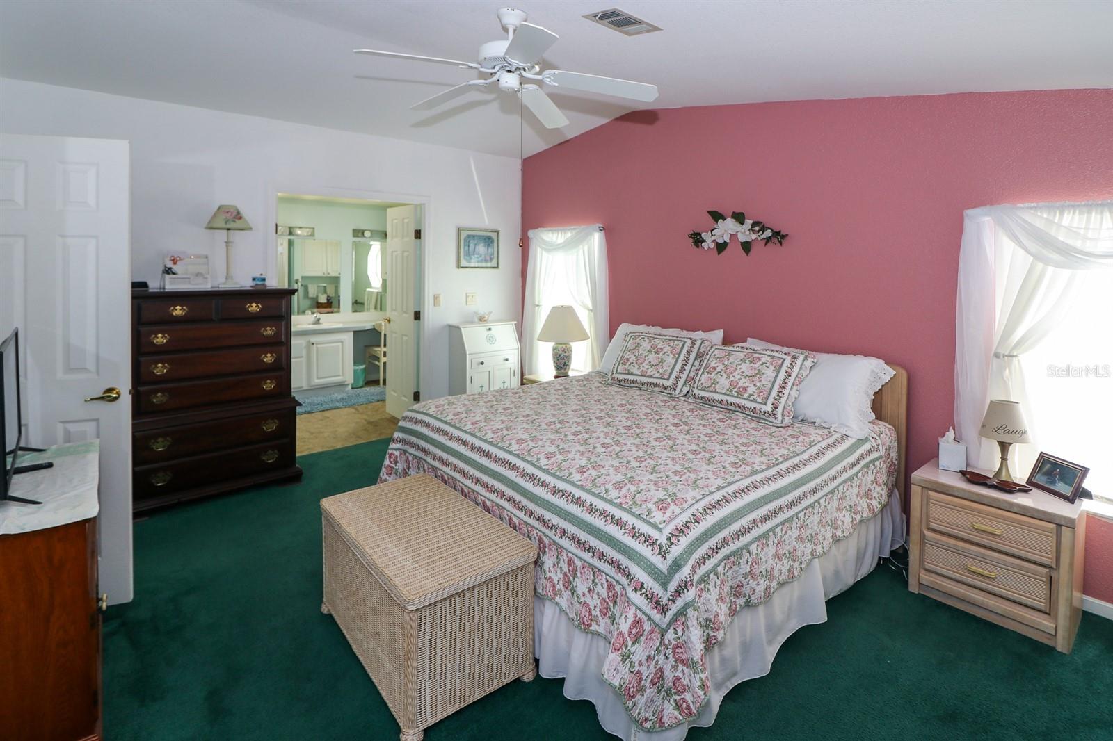 Image 18 of 38 For 10101 Burnt Store Road 41