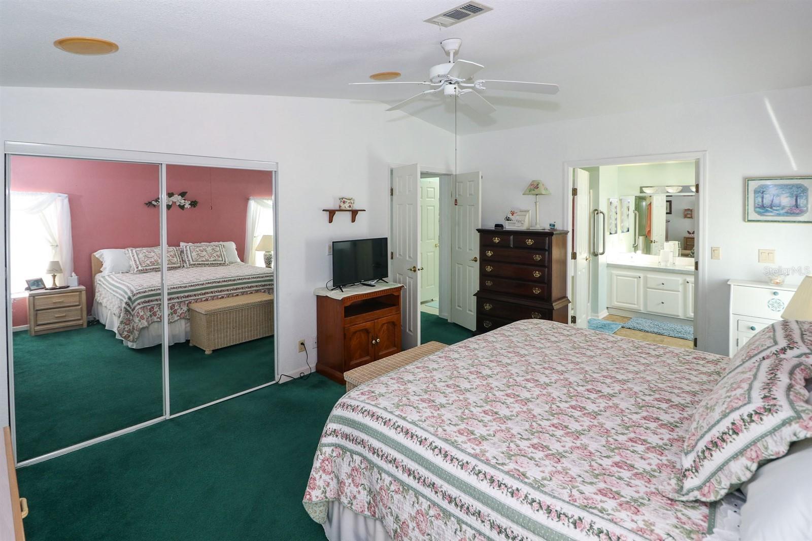 Image 19 of 38 For 10101 Burnt Store Road 41