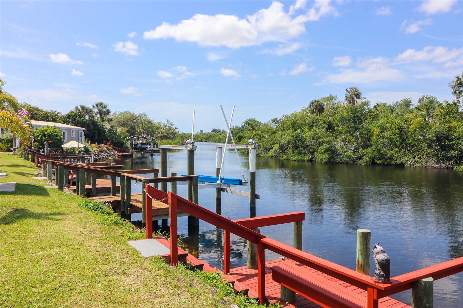 Image 36 of 38 For 10101 Burnt Store Road 41