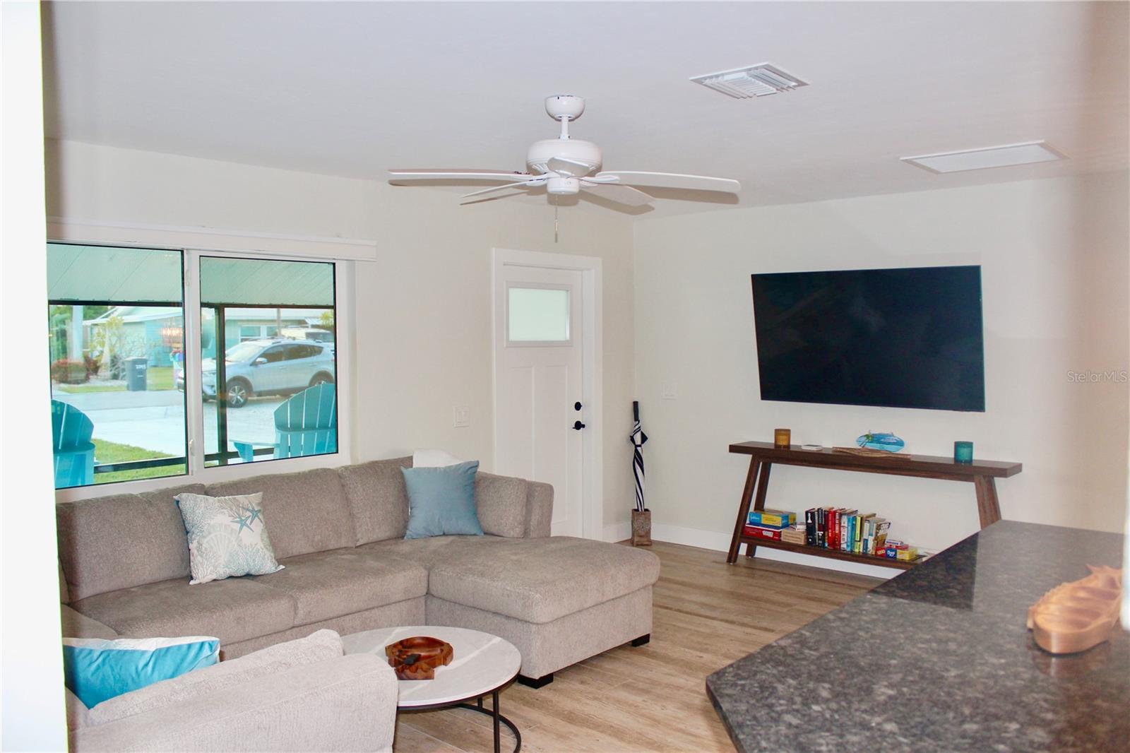 Image 9 of 51 For 2744 Sanderling Court