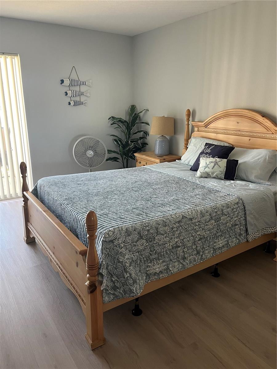 Image 11 of 20 For 1531 Placida Road 10-103