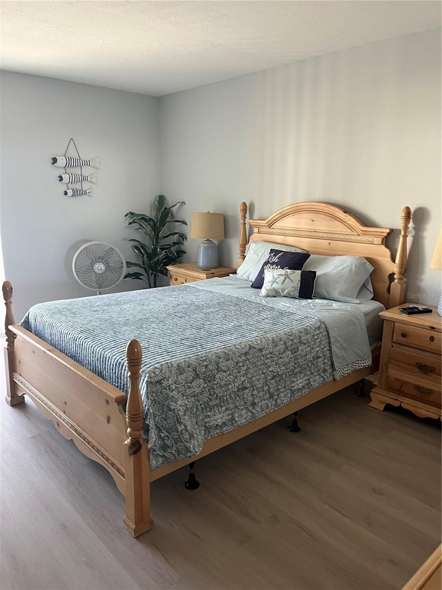 Image 12 of 20 For 1531 Placida Road 10-103