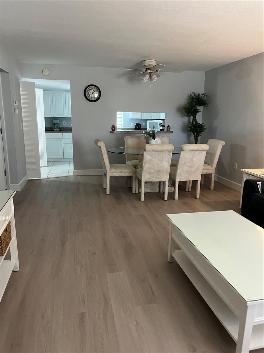 Image 9 of 20 For 1531 Placida Road 10-103