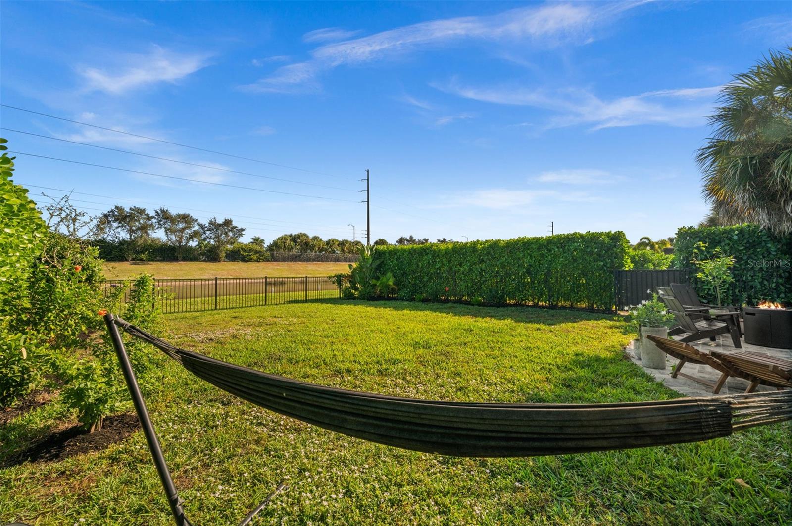 Image 41 of 72 For 10661 Essex Square Boulevard