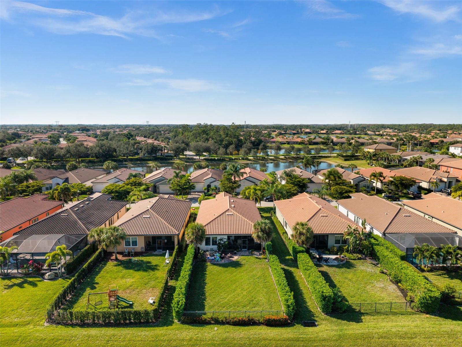 Image 62 of 72 For 10661 Essex Square Boulevard