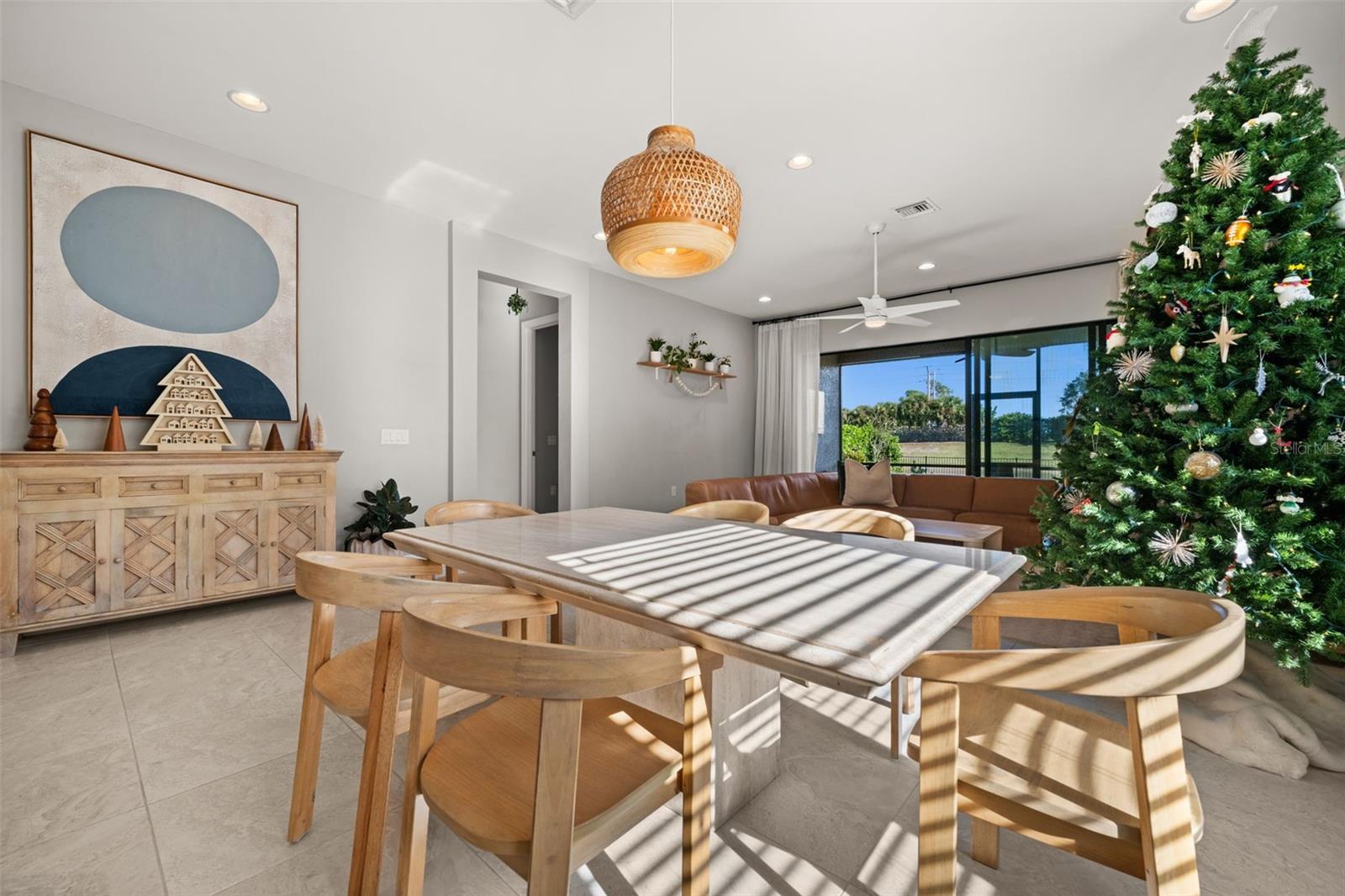 Image 7 of 72 For 10661 Essex Square Boulevard