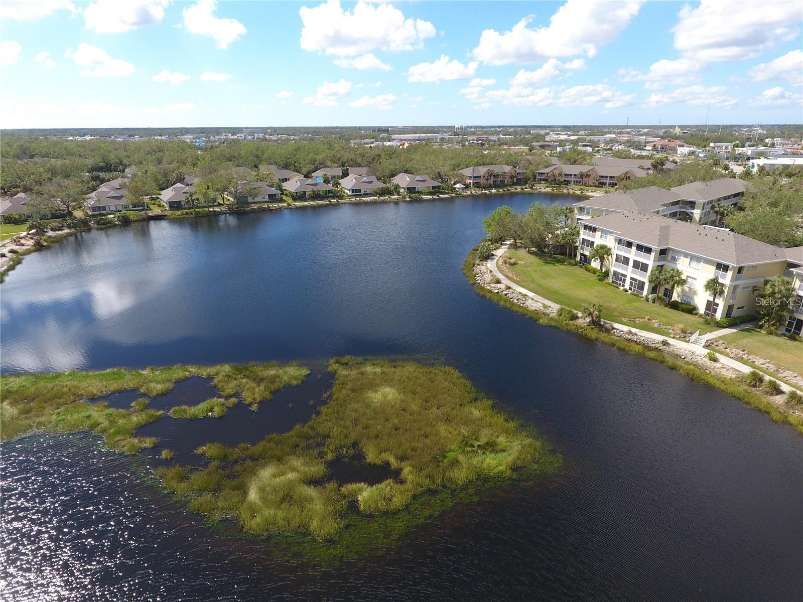 Image 30 of 31 For 19385 Water Oak Drive 203