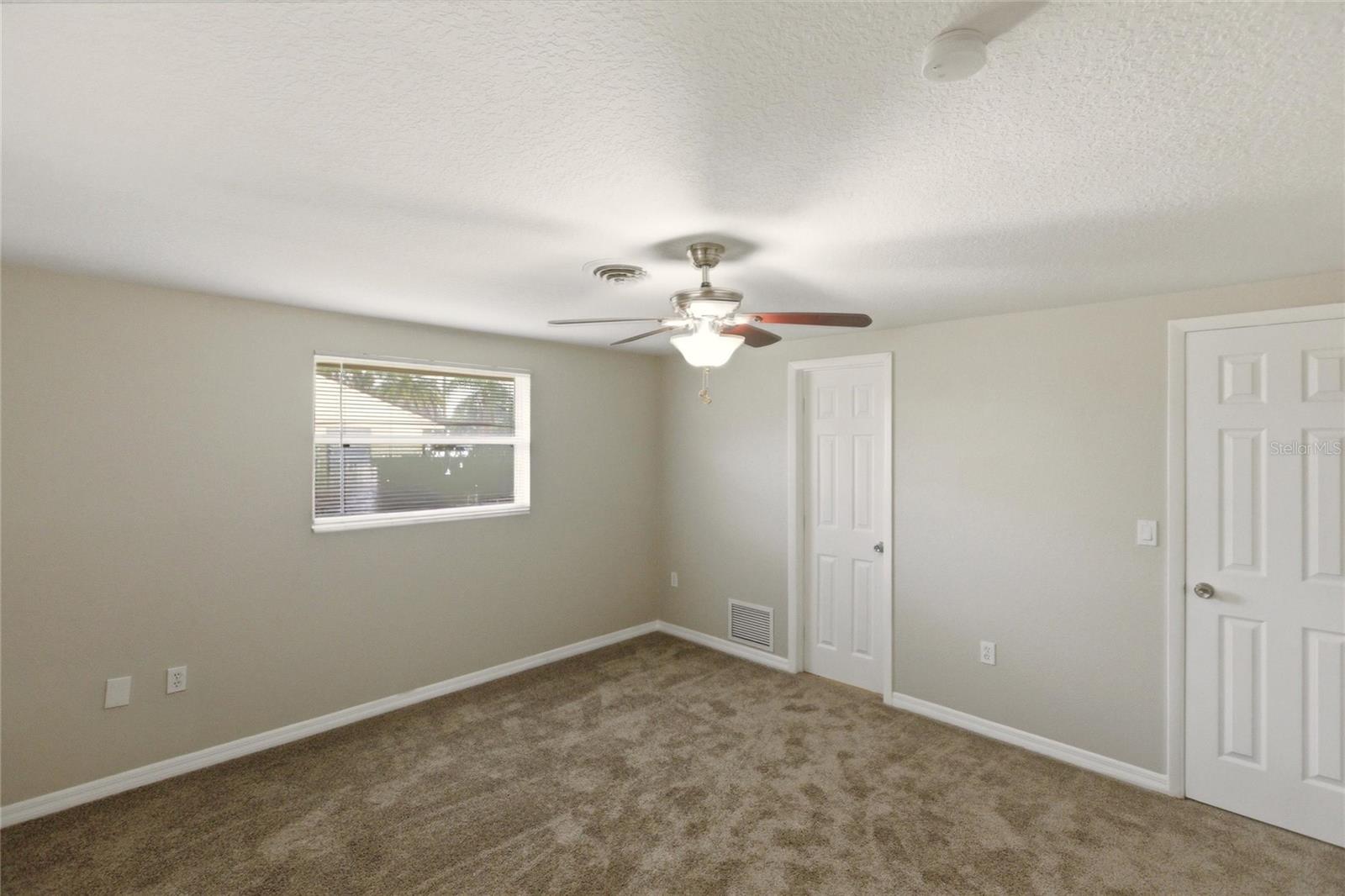 Image 15 of 30 For 1107 Seneca Road