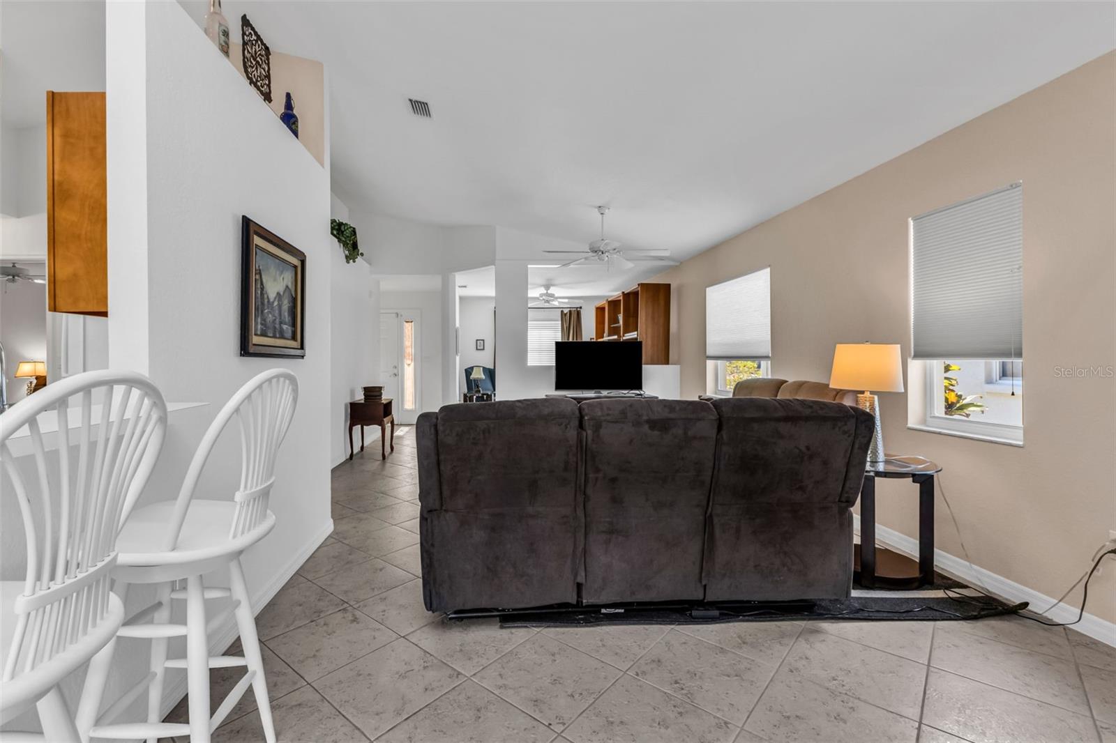 Image 12 of 42 For 13412 Pembroke Circle N